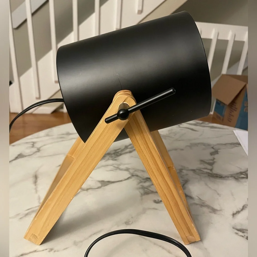 Modern Black and Tan Table Lamp